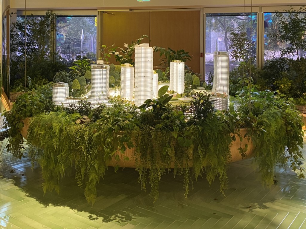 Oakridge Sales Centre Hanging Basket for Display Model
